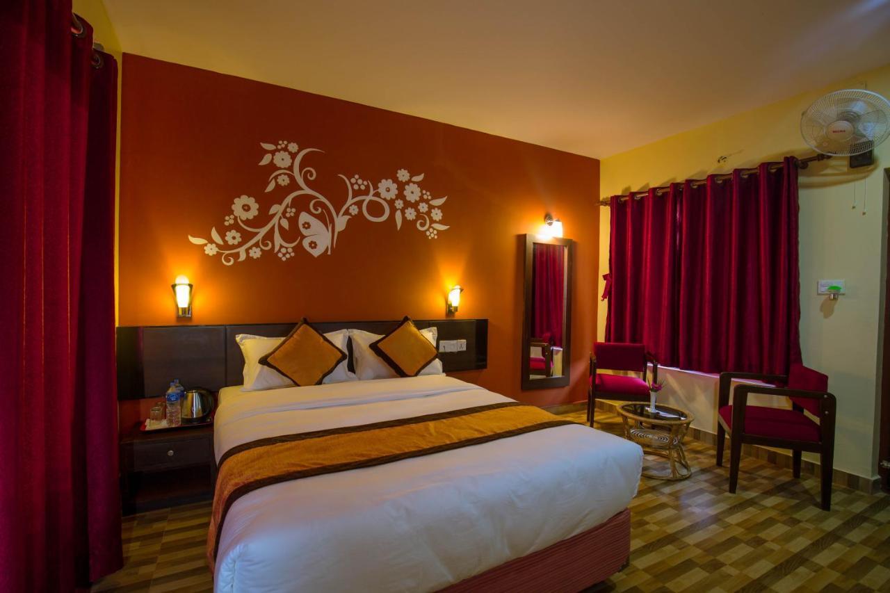 Hotel Vision Safari Pvt Ltd Sauraha Exterior foto