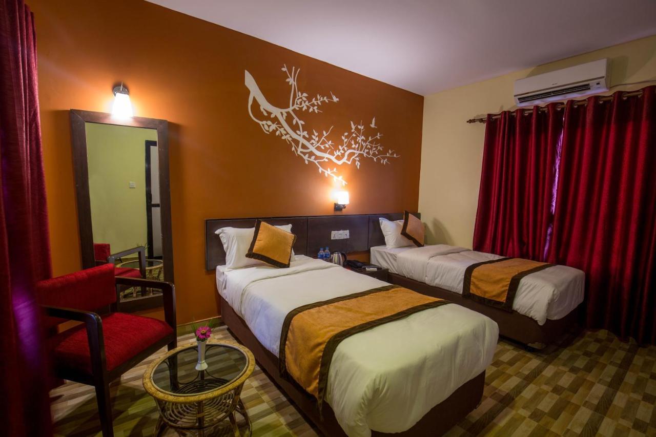 Hotel Vision Safari Pvt Ltd Sauraha Exterior foto